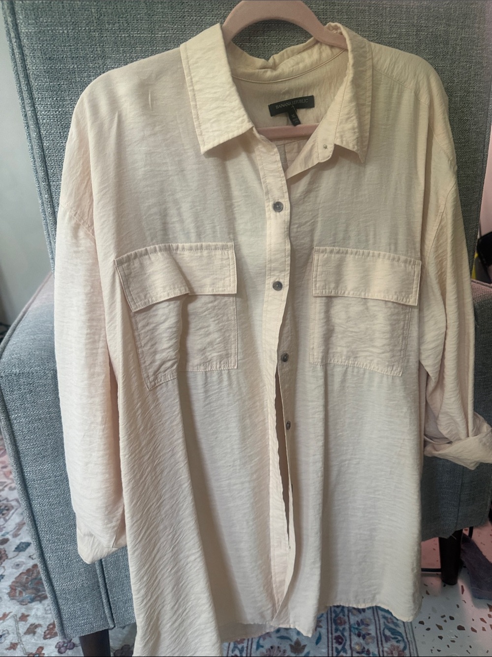 Banana Republic Pale Cream Button-Down Shirt with Chest Pockets
